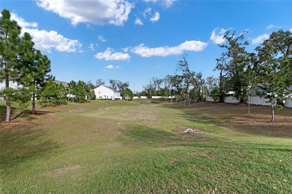 1335 E 10TH STREET Apopka, FL 32703