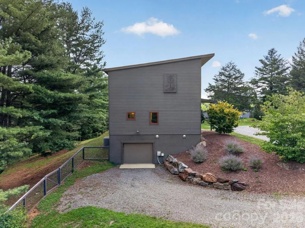 208 Gravely Branch Road Fletcher, NC 28732