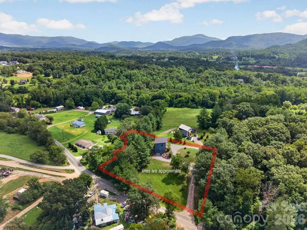 208 Gravely Branch Road Fletcher, NC 28732