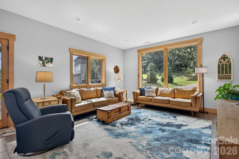 208 Gravely Branch Road Fletcher, NC 28732
