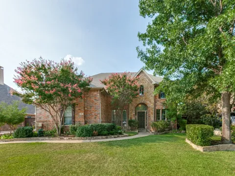 421 Shady Oaks Drive