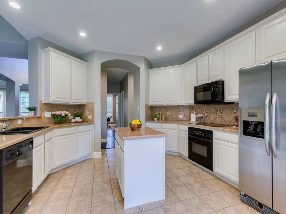 421 Shady Oaks Drive Murphy, TX 75094