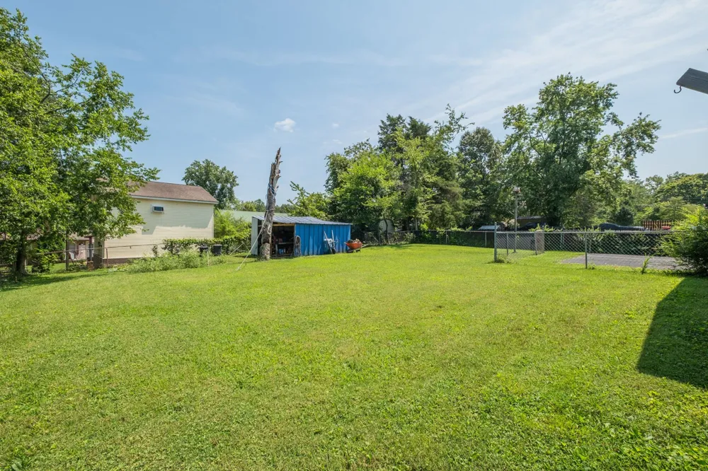 7183 Sugar Camp Dr Greenbrier, TN 37073