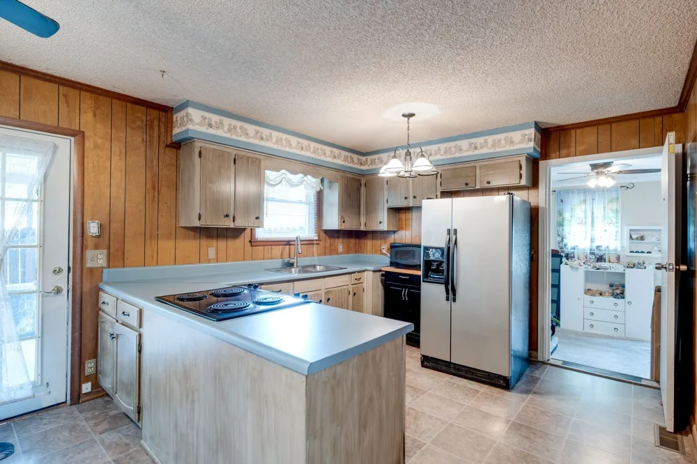 7183 Sugar Camp Dr Greenbrier, TN 37073