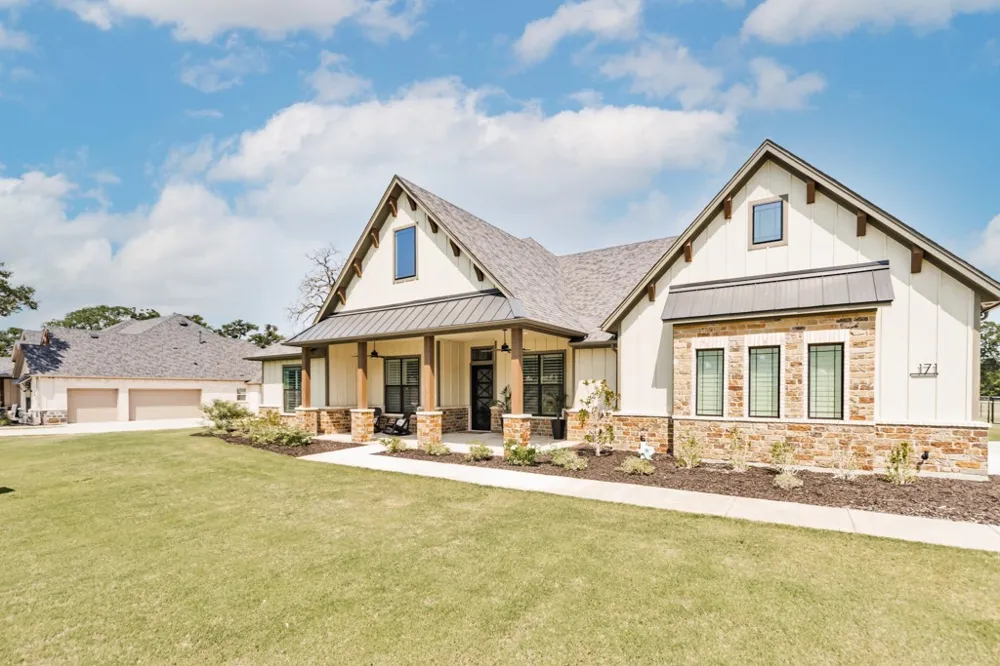 171 Rio Rancho Drive Decatur, TX 76234