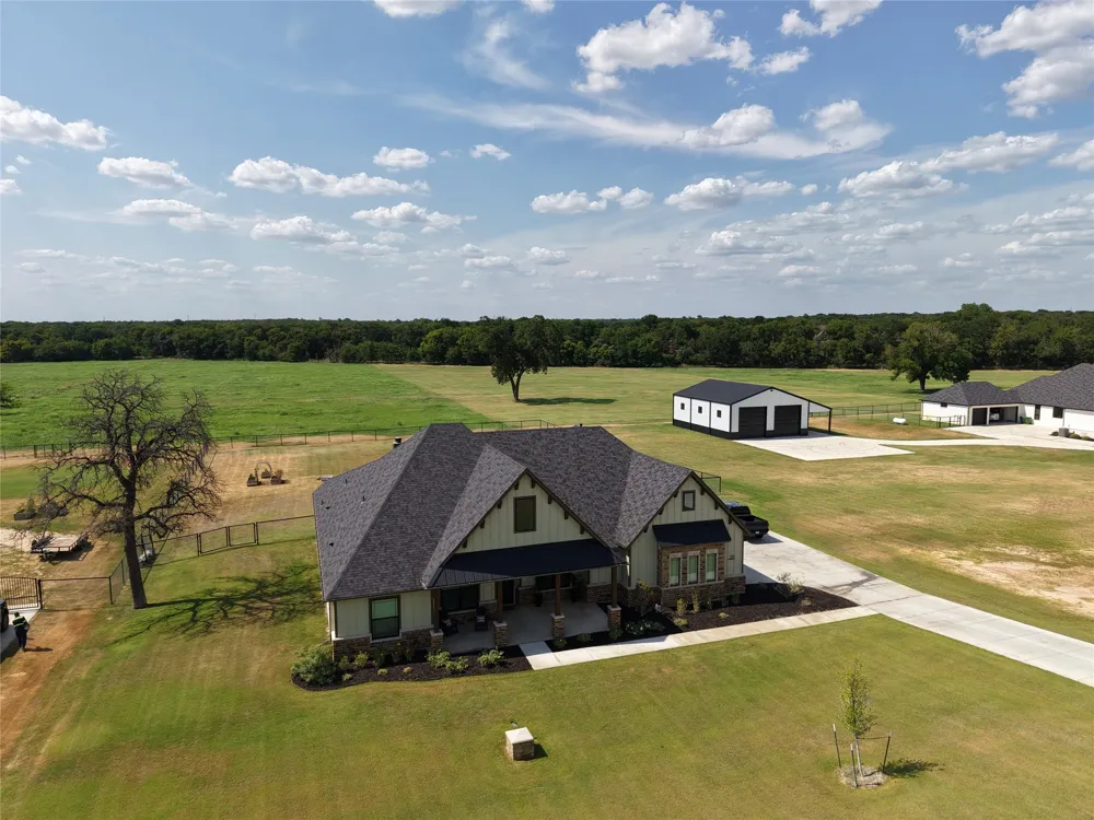 171 Rio Rancho Drive Decatur, TX 76234