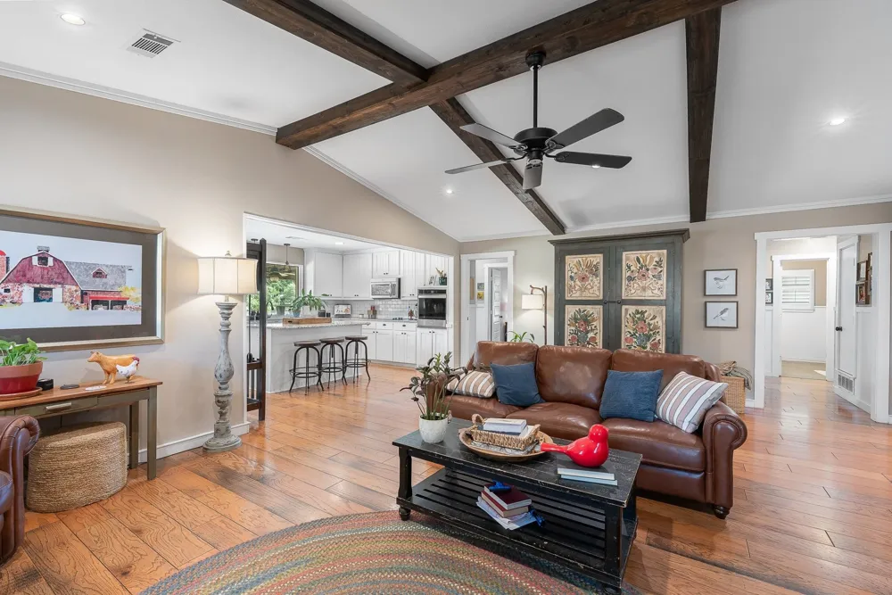 703 Robin Lane Argyle, TX 76226