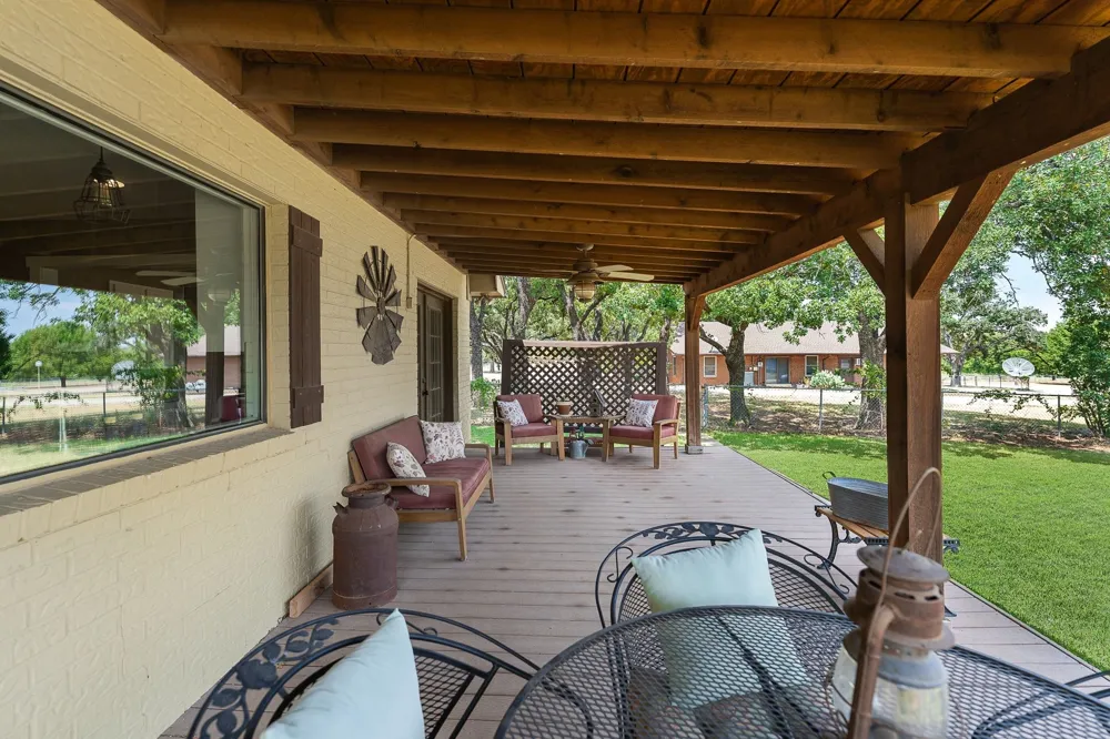 703 Robin Lane Argyle, TX 76226