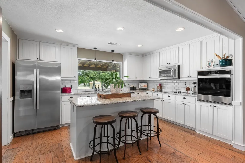 703 Robin Lane Argyle, TX 76226