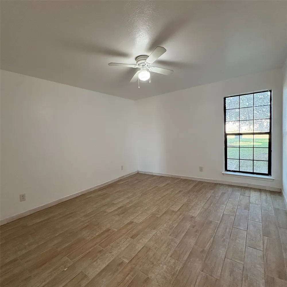 5913 Lake Hubbard Parkway #123 Garland, TX 75043