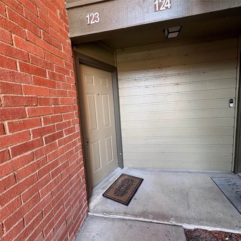 5913 Lake Hubbard Parkway #123 Garland, TX 75043