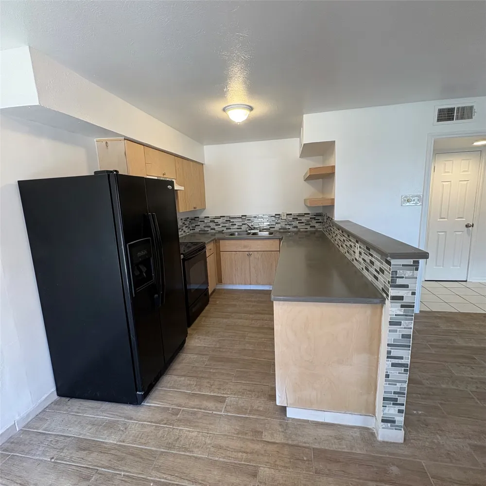 5913 Lake Hubbard Parkway #123 Garland, TX 75043
