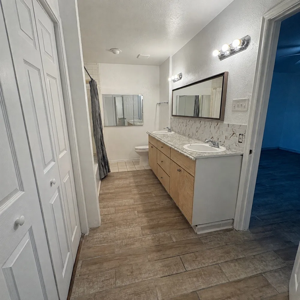 5913 Lake Hubbard Parkway #123 Garland, TX 75043