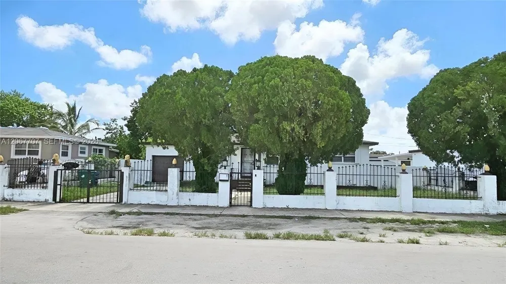 18011 NW 6th Pl #0 Miami Gardens, FL 33169