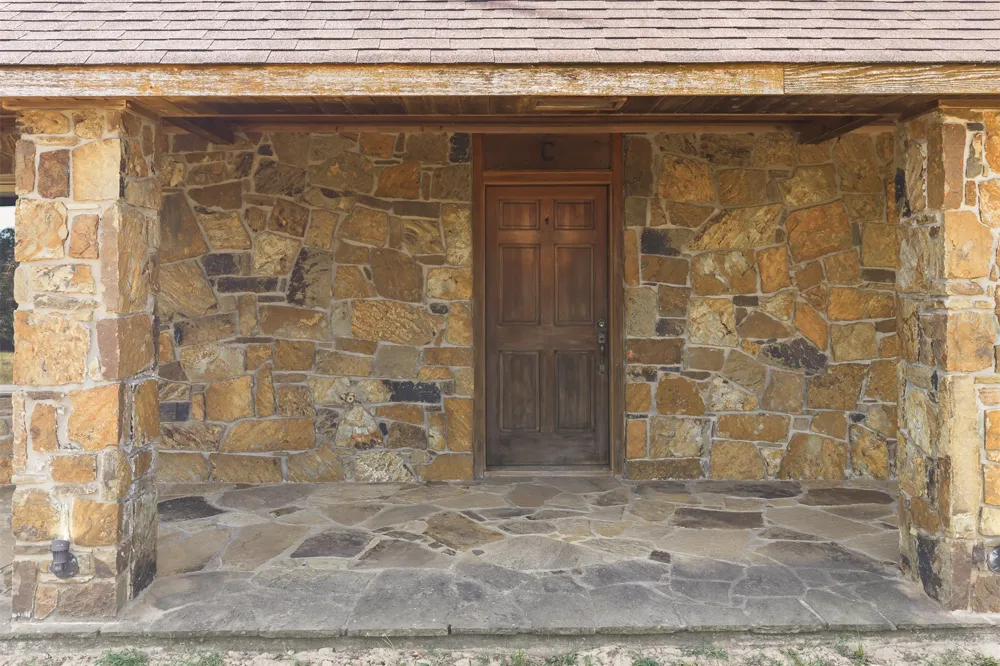 10500 S Greasy Bend Mannsville, OK 73447