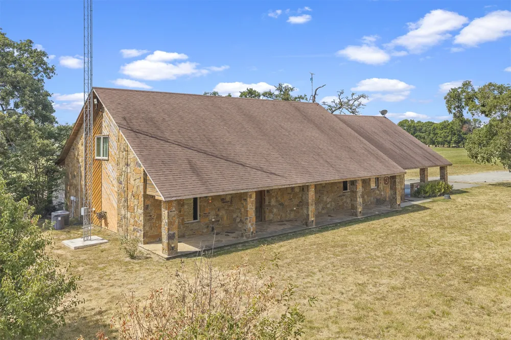 10500 S Greasy Bend Mannsville, OK 73447