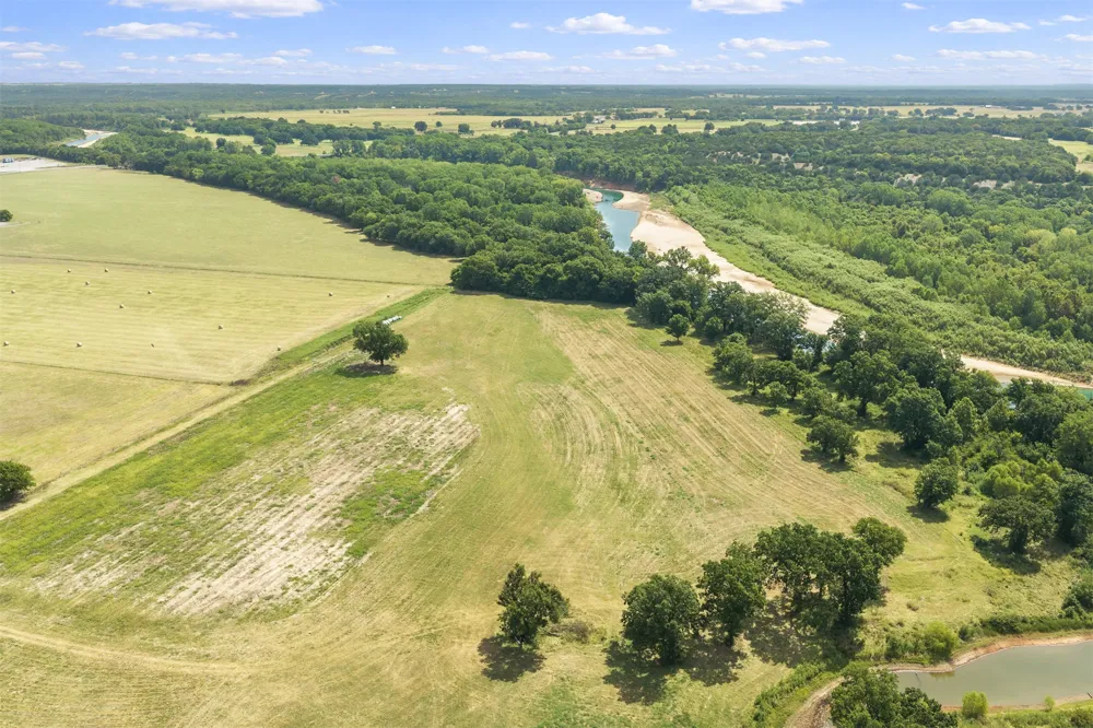 10500 S Greasy Bend Mannsville, OK 73447