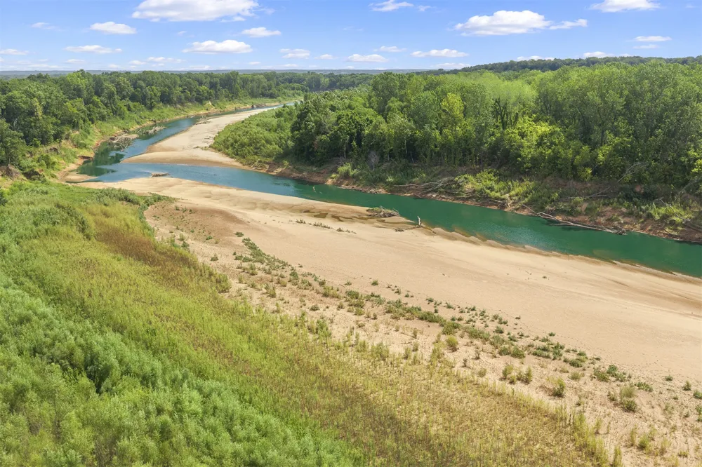 10500 S Greasy Bend Mannsville, OK 73447