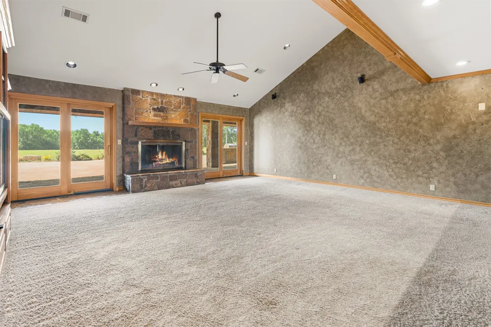 10500 S Greasy Bend Mannsville, OK 73447