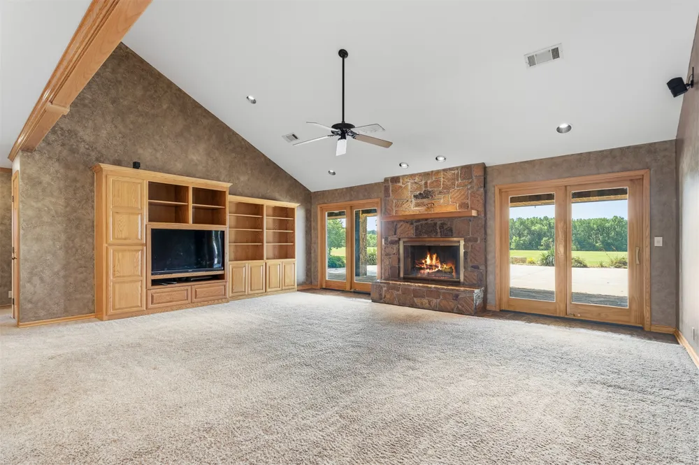 10500 S Greasy Bend Mannsville, OK 73447