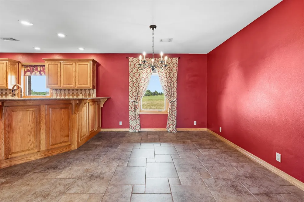 10500 S Greasy Bend Mannsville, OK 73447