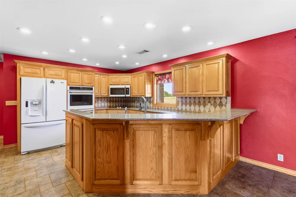 10500 S Greasy Bend Mannsville, OK 73447