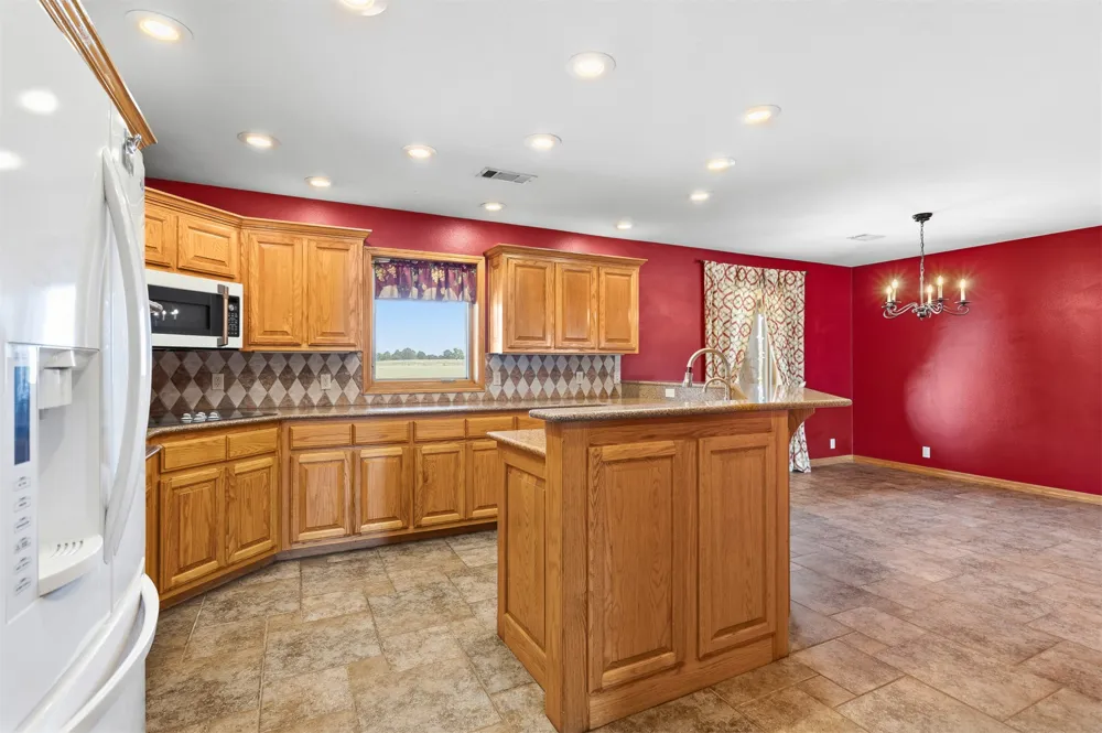 10500 S Greasy Bend Mannsville, OK 73447