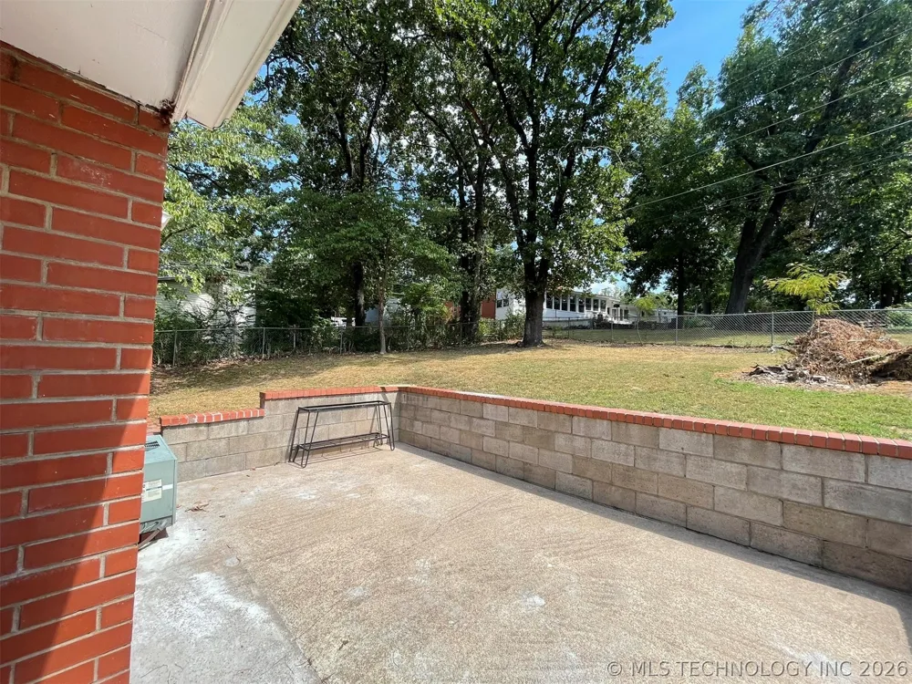278 Hickory Drive Tahlequah, OK 74464