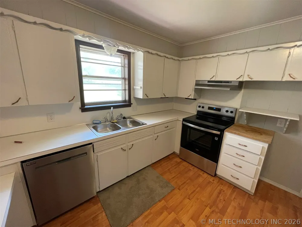 278 Hickory Drive Tahlequah, OK 74464