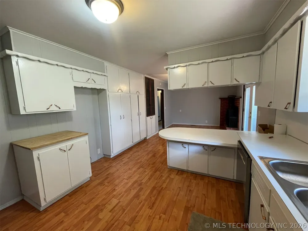 278 Hickory Drive Tahlequah, OK 74464