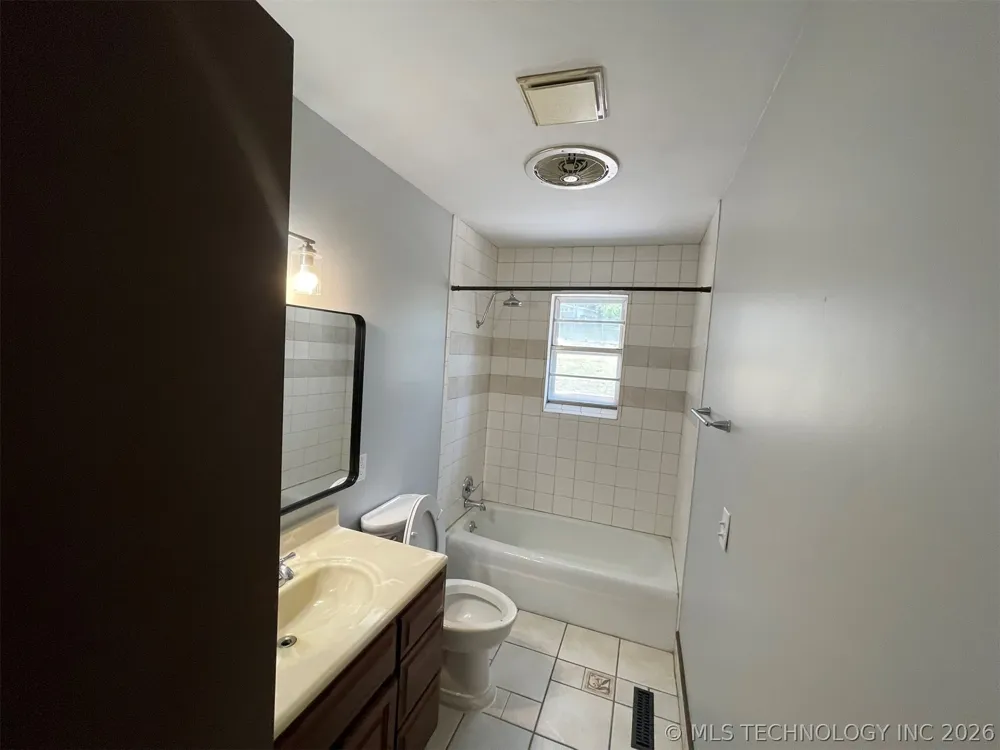 278 Hickory Drive Tahlequah, OK 74464