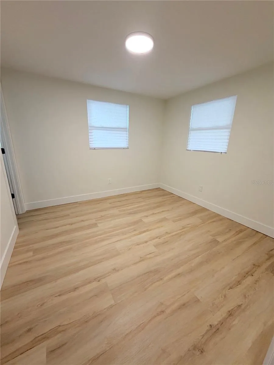 4533 W FERN STREET Tampa, FL 33614