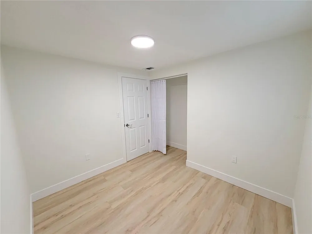 4533 W FERN STREET Tampa, FL 33614