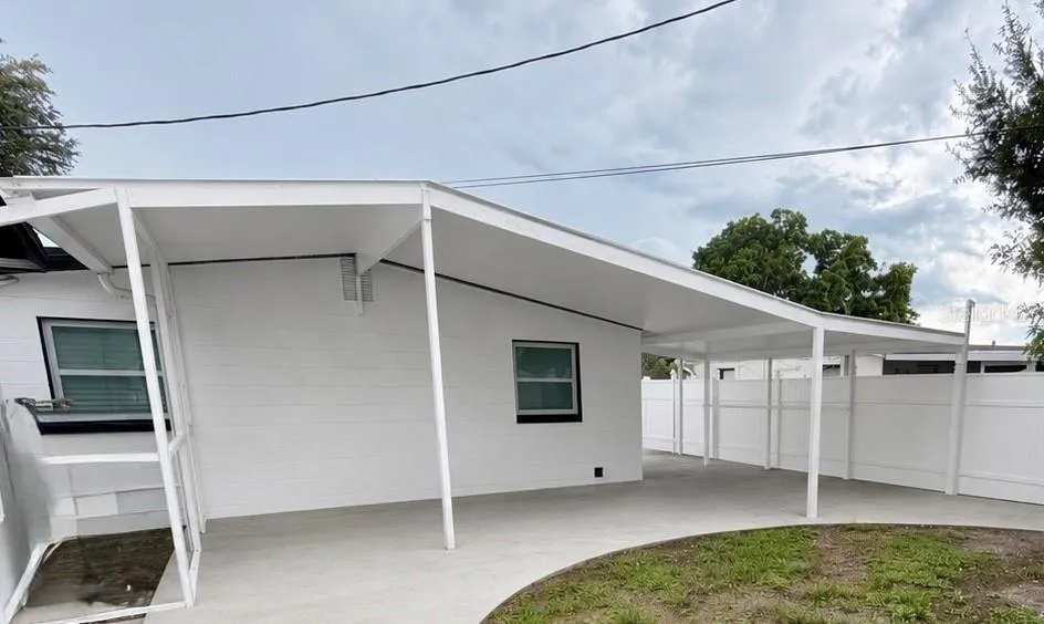 4533 W FERN STREET Tampa, FL 33614