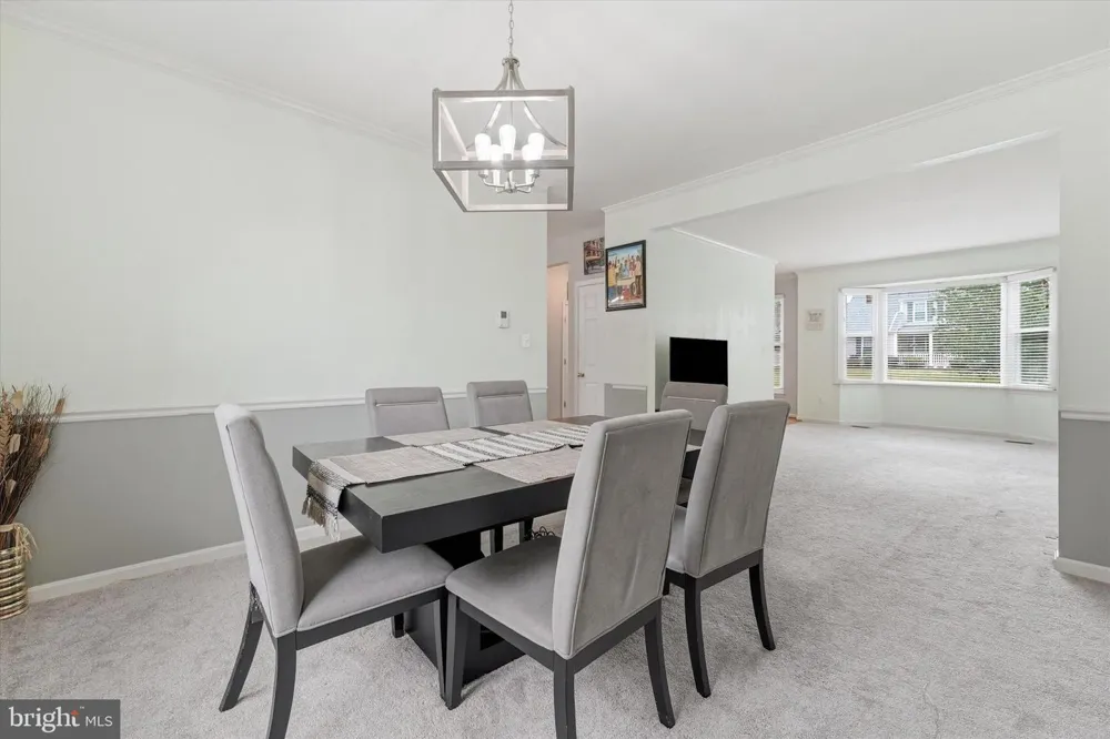 2402 SHAKER LANE Frederick, MD 21702