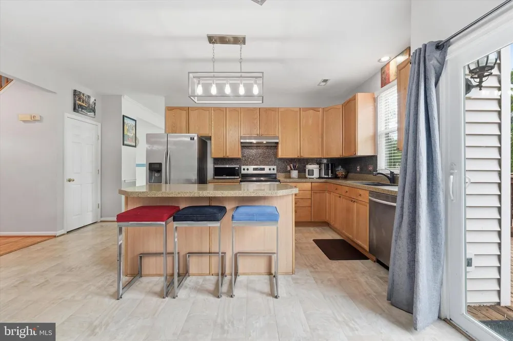 2402 SHAKER LANE Frederick, MD 21702