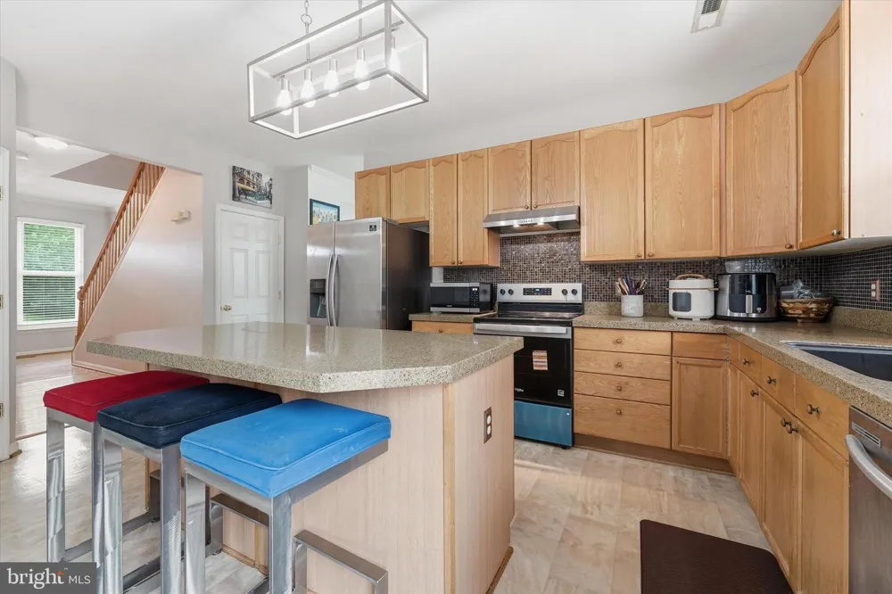 2402 SHAKER LANE Frederick, MD 21702