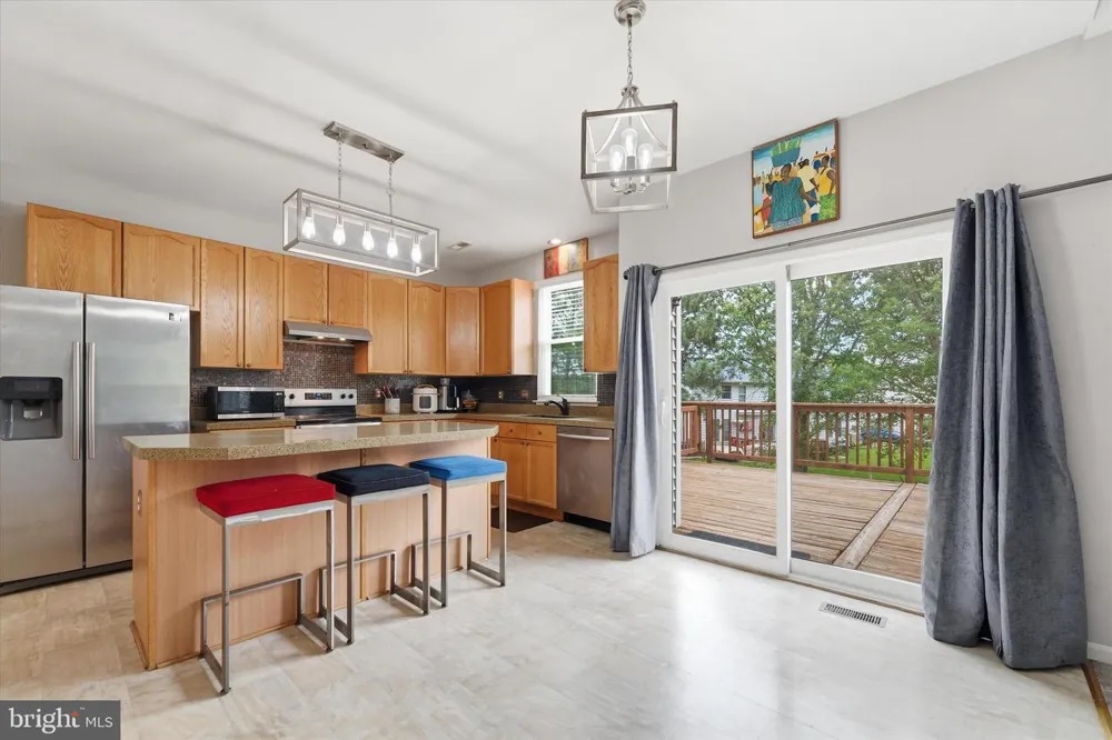 2402 SHAKER LANE Frederick, MD 21702