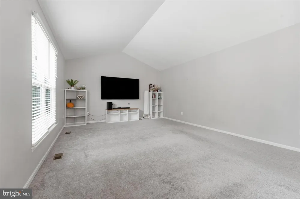 2402 SHAKER LANE Frederick, MD 21702