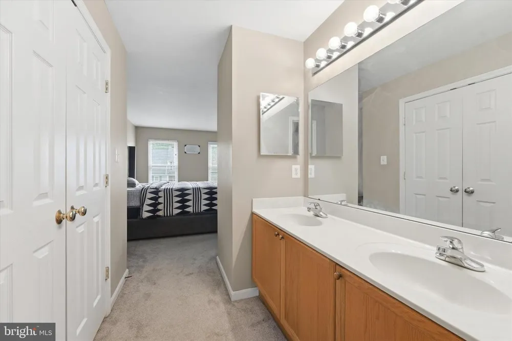 2402 SHAKER LANE Frederick, MD 21702