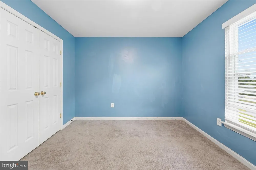 2402 SHAKER LANE Frederick, MD 21702