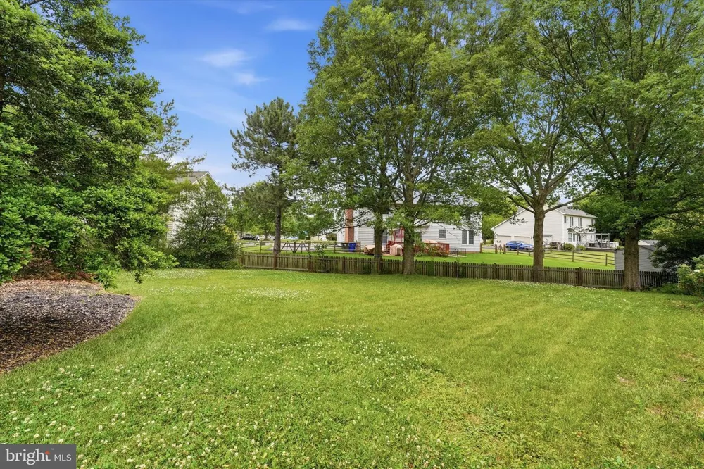 2402 SHAKER LANE Frederick, MD 21702