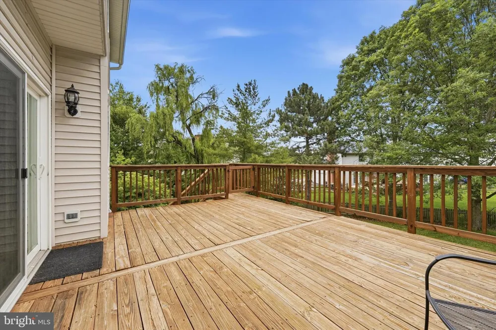 2402 SHAKER LANE Frederick, MD 21702