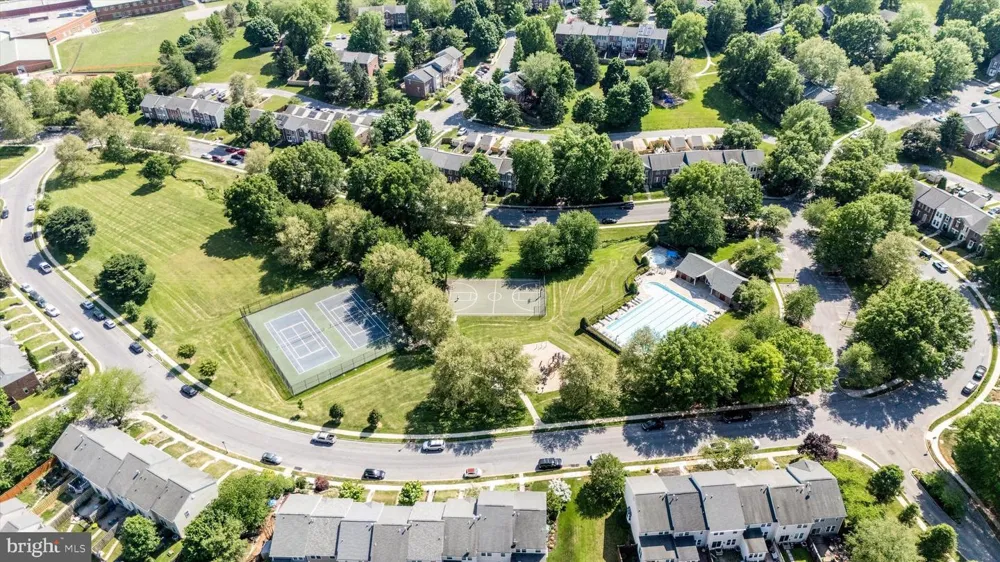 2402 SHAKER LANE Frederick, MD 21702