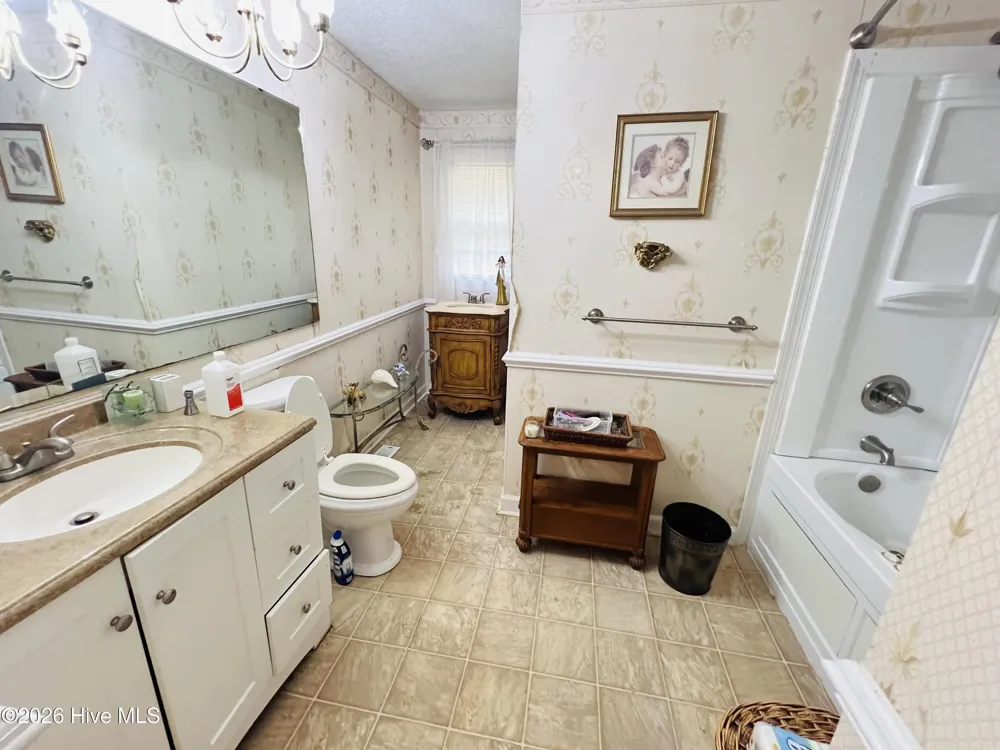 105 Country Club Circle Clinton, NC 28328