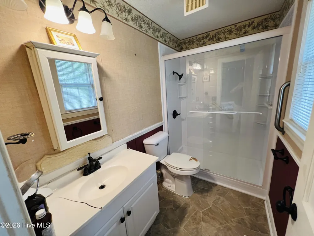 105 Country Club Circle Clinton, NC 28328
