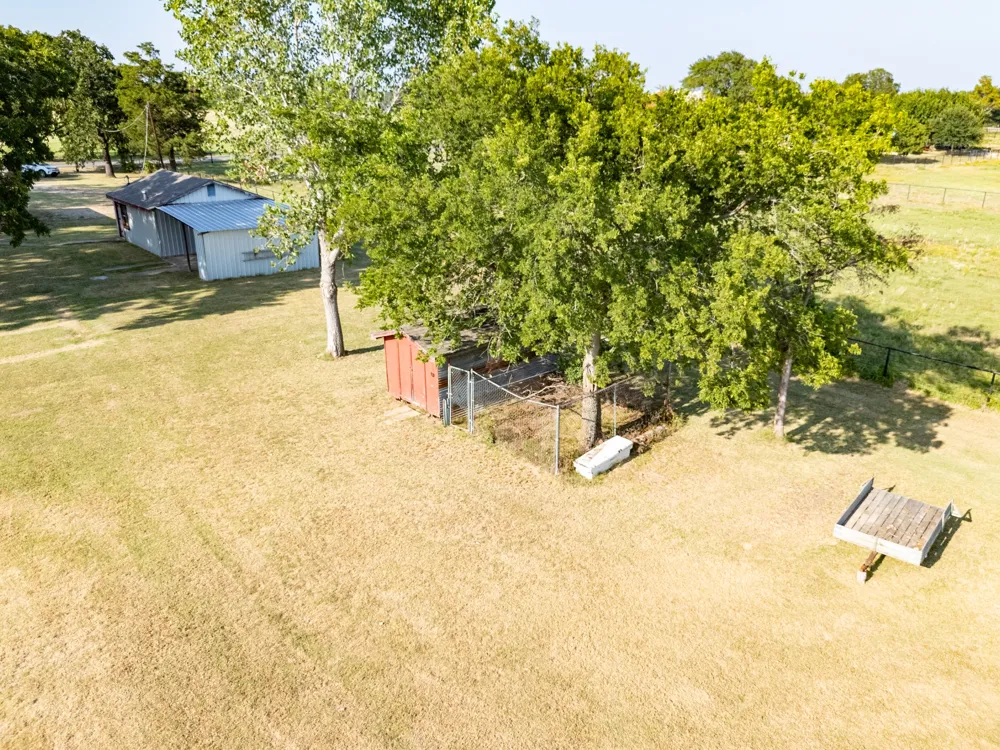 502 County Road 2610 Bonham, TX 75418