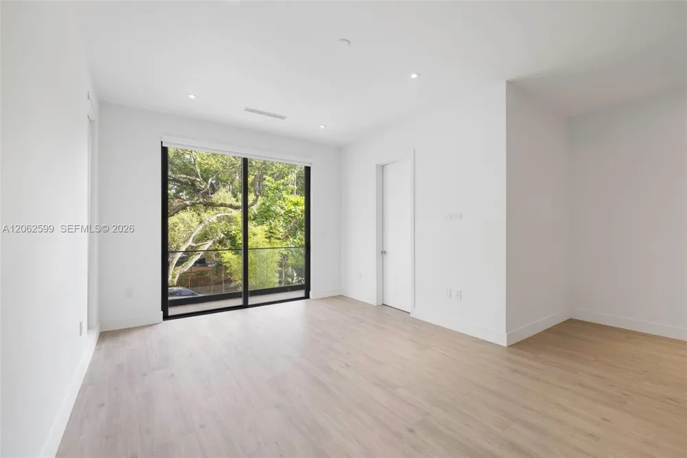 2992 Coconut Ave Coconut Grove, FL 33133