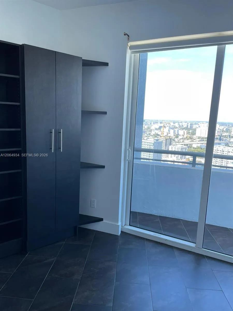 60 SW 13th St #3426 Miami, FL 33130