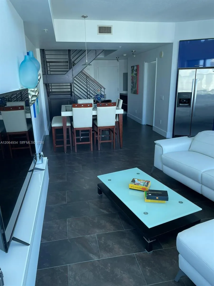 60 SW 13th St #3426 Miami, FL 33130